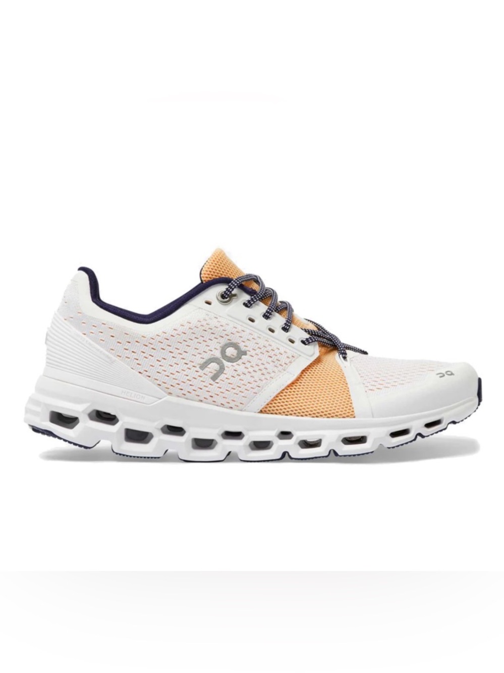 Women’s on cloudstratus white/almond